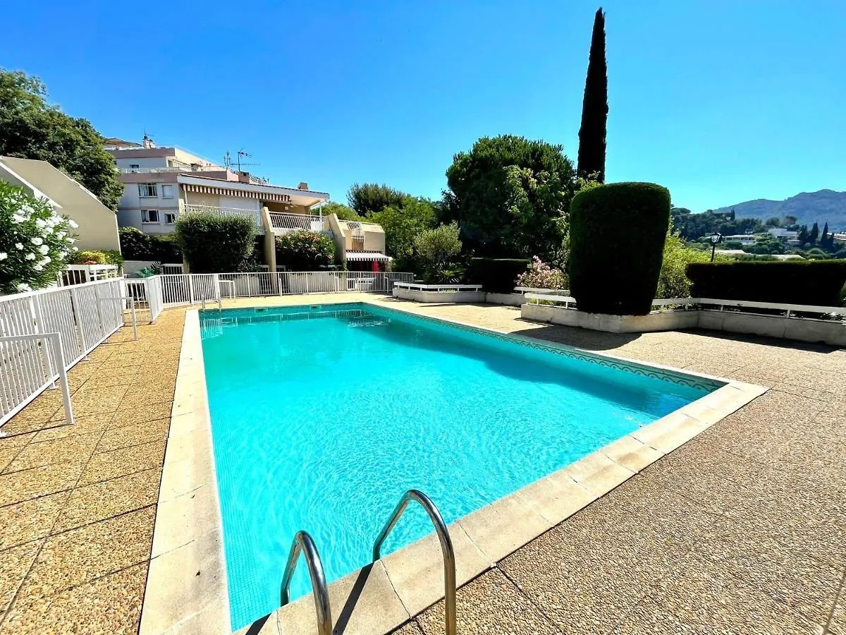 Appartement Le Soléa - Cassis centre Résidence Le Club avec piscine et garage pour 2-4 personnes